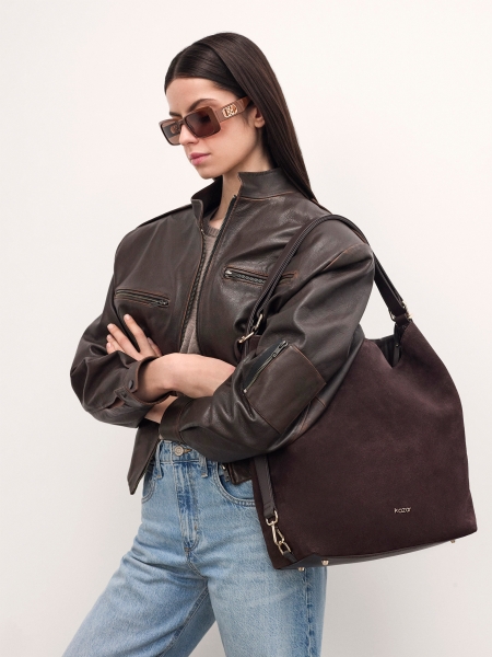 Braune Handtasche aus natürlichem Wildleder mit minimalistischem Design JERRIAR