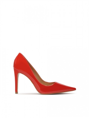 Rote Stiletto-Pumps aus Lackleder