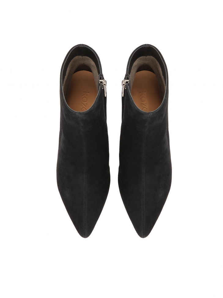 Klassische schwarze Wildlederstiefel mit Stilettoabsatz  CALUMET