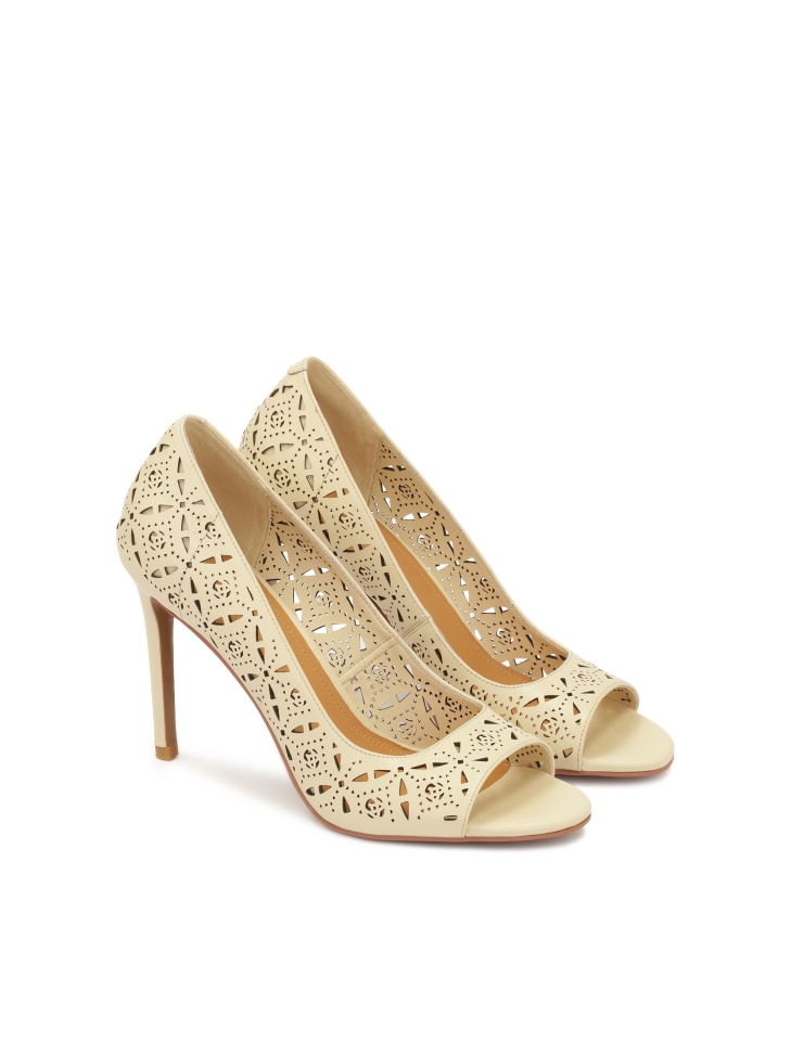 Cremefarbene Peep-Toe-Pumps mit durchbrochenem Muster  AUDE