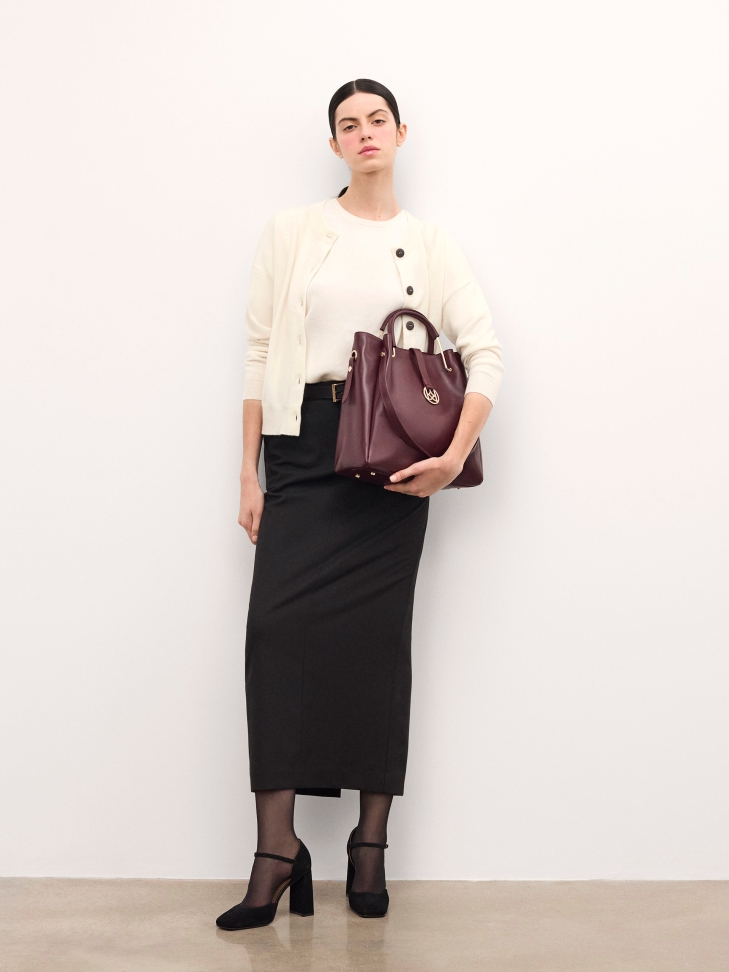 Halboffene Wildlederpumps auf einem Pfosten ZELIA