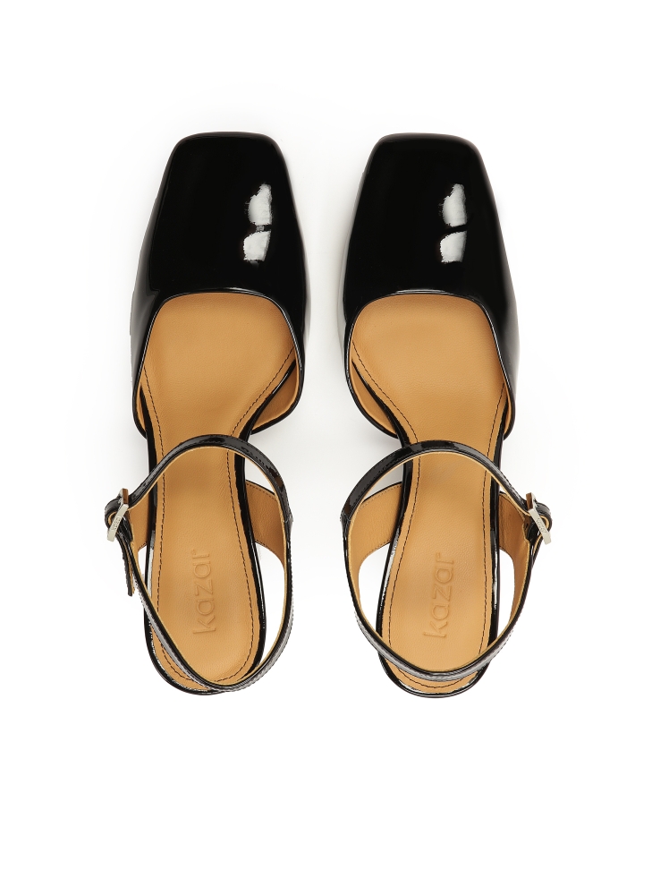 Halboffene Pumps aus Lackleder DARYA