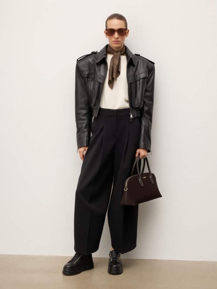 Turnschuhe aus Leder mit dicker gerader Sohle NERIS