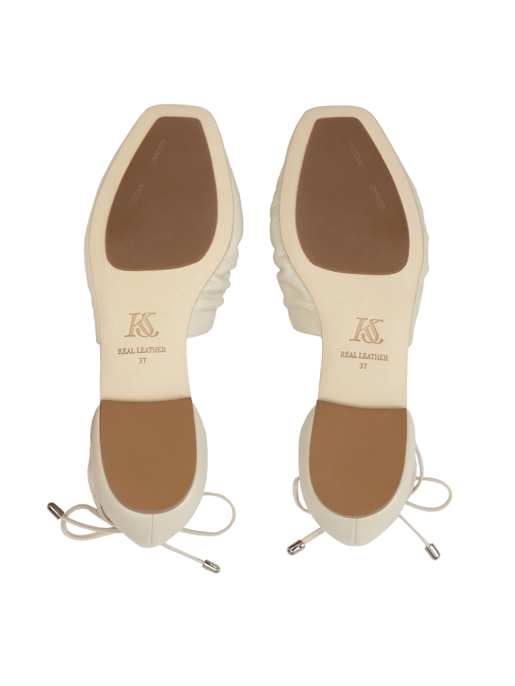 Cremefarbene Ballerinas mit ausgeschnittenem Oberteil KS SOLEIL