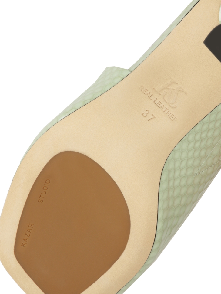 Pantoletten aus geprägtem Lackleder mit modischem Absatz KS CORNELIE