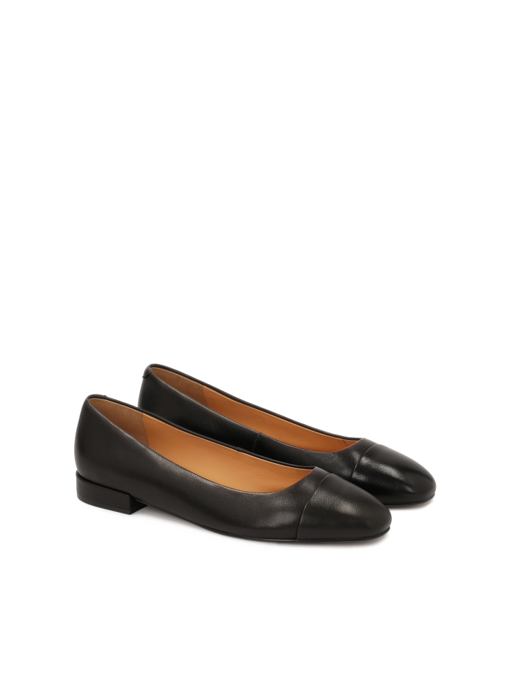 Schwarze Pumps mit flachem Absatz BRIZA