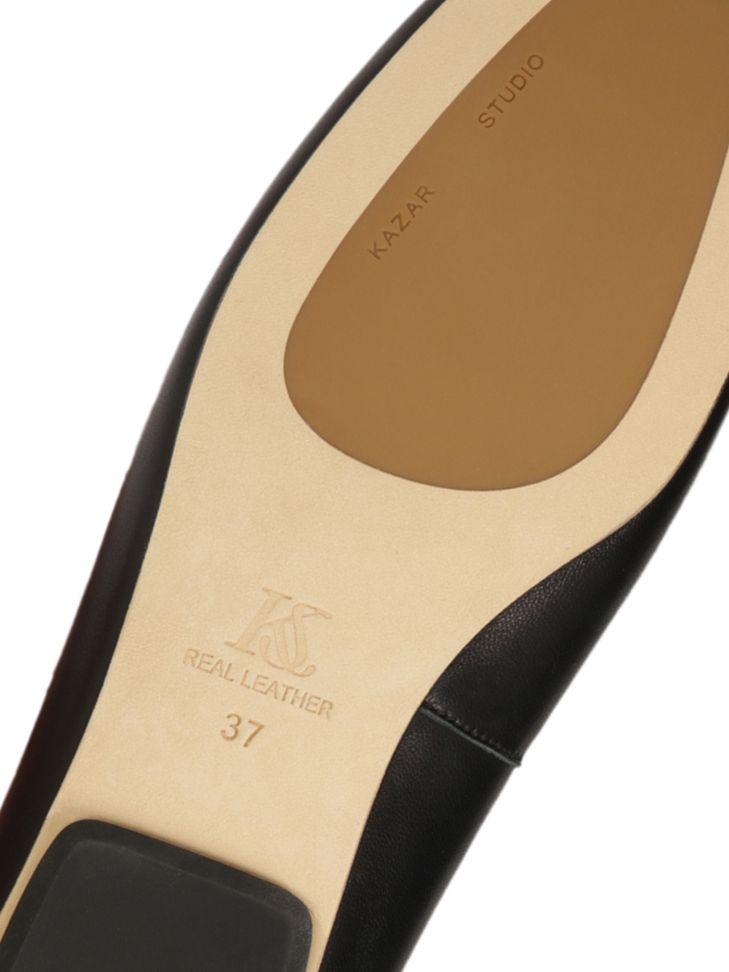 Schwarze Lederballerinas mit abgeschrägter Nase KS GABY