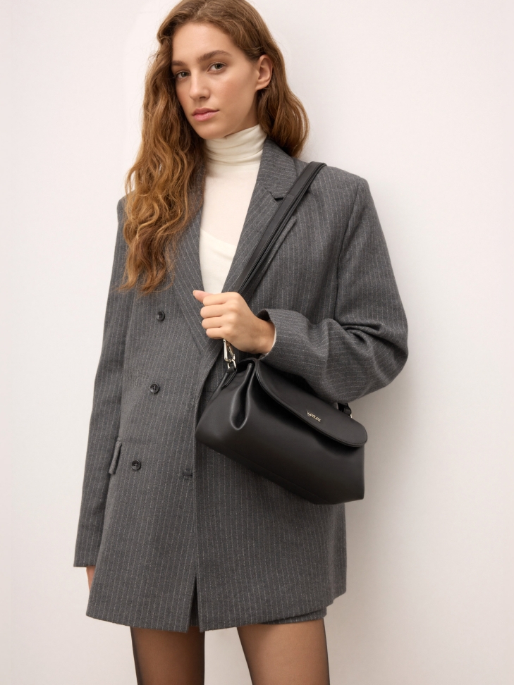 Schwarze Lederhandtasche mit abnehmbaren Riemen ASTRE