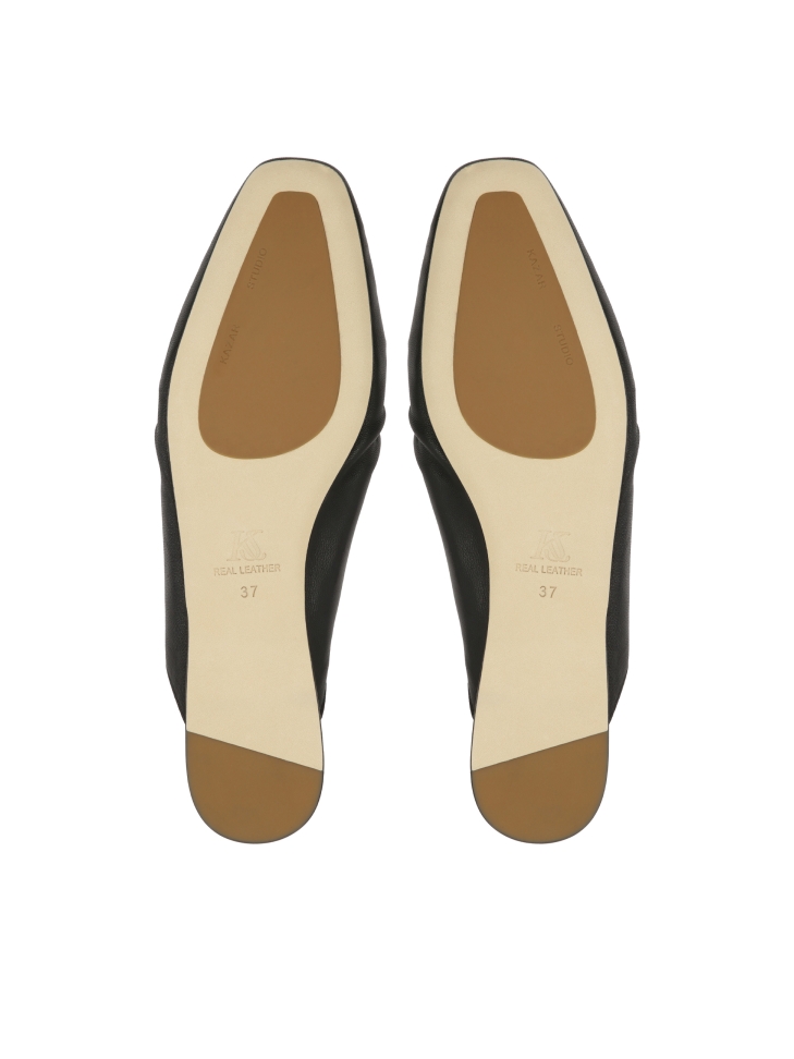 Schwarze Pantoletten mit dekorativem Schaft  KS LUCITA