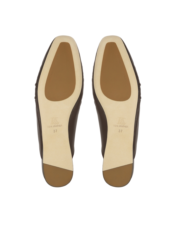 Dunkelbraune Pantoletten mit Crinkle-Oberfläche KS LUCITA