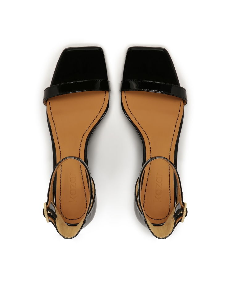 Schwarze Lackleder-Sandalen mit Absatz DORA