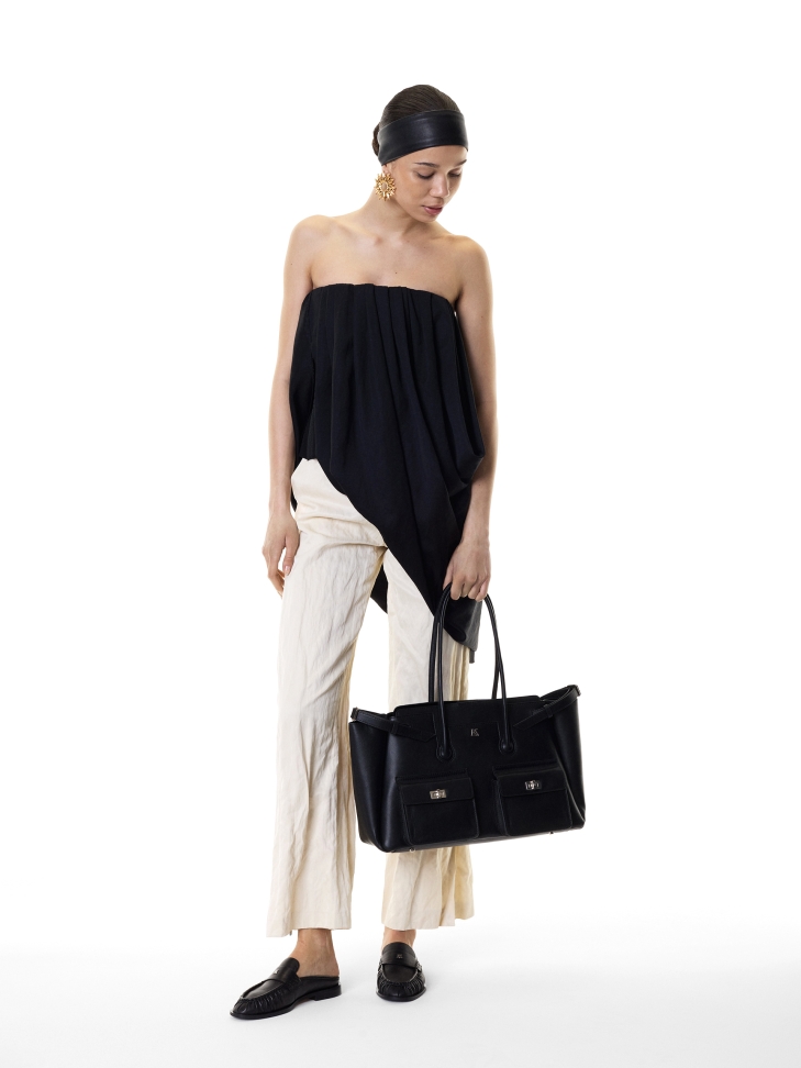 Schwarze Slipper im Stil von Pantoletten KS OLZA