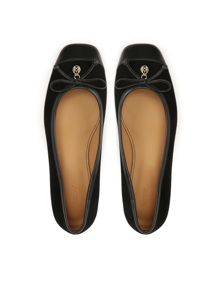 Niedrige Pumps aus Wildleder und Glattleder ADDILYN