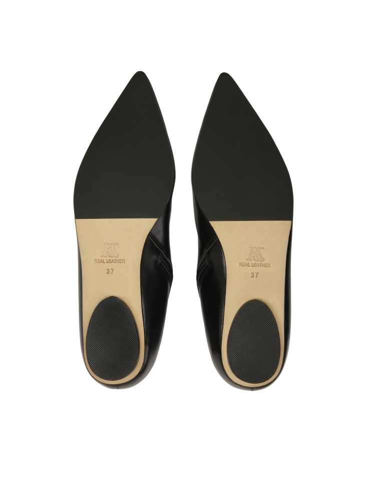 Schwarze Lederstiefel mit Reißverschluss und silberner Logo-Verzierung an der Spitze KS AMIENS